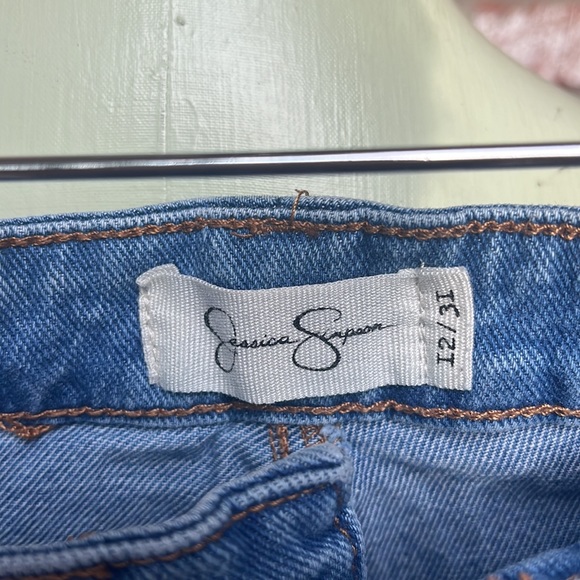 Jessica Simpson High Rise Vintage Straight Leg size 12/31 - Picture 4 of 7